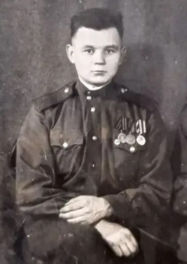 Гиков Александр Егорович